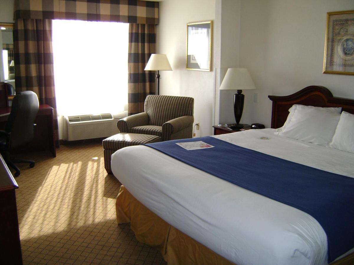 Holiday Inn Express & Suites Alliance By Ihg Exteriör bild