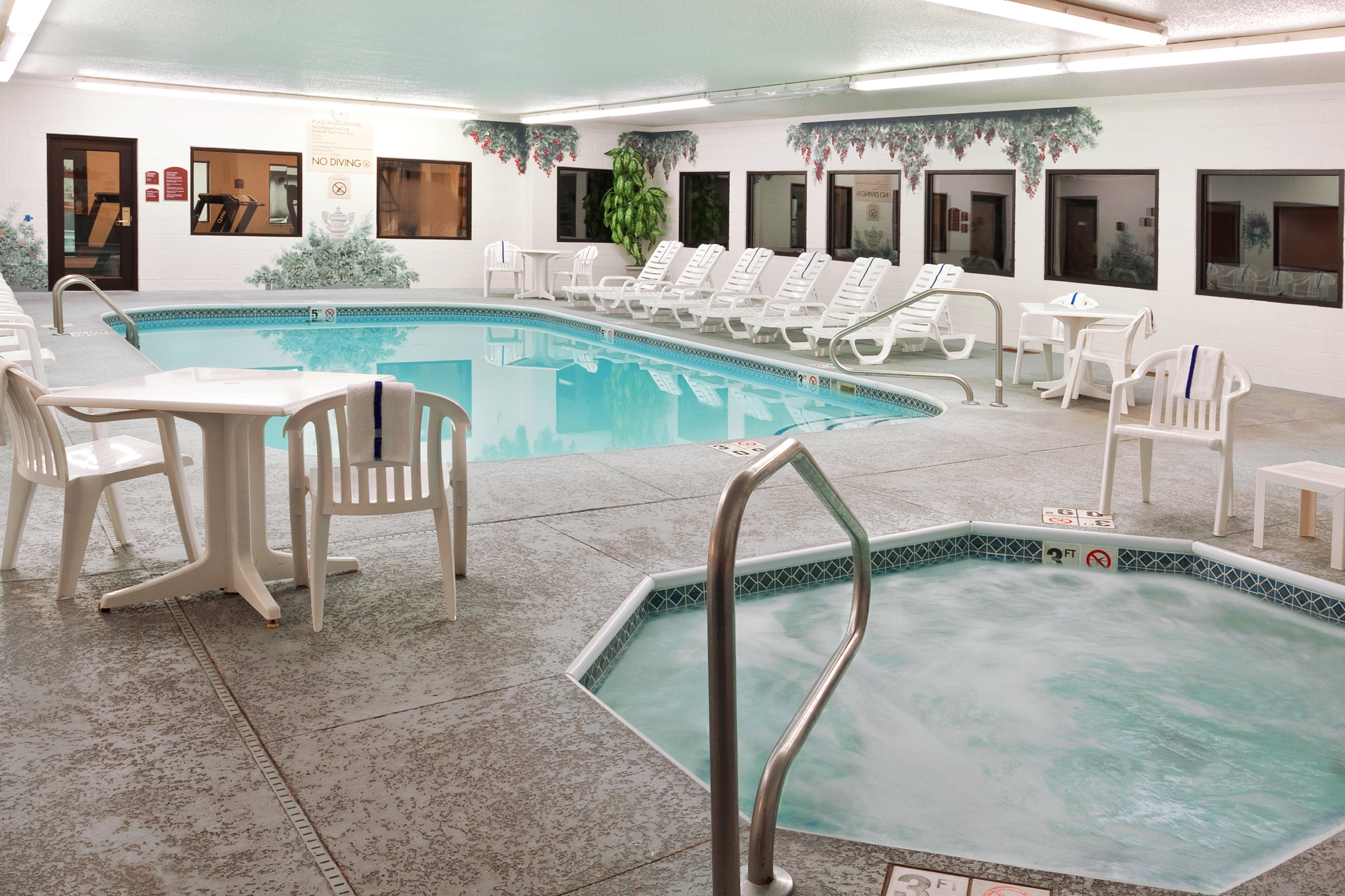 Holiday Inn Express & Suites Alliance By Ihg Exteriör bild
