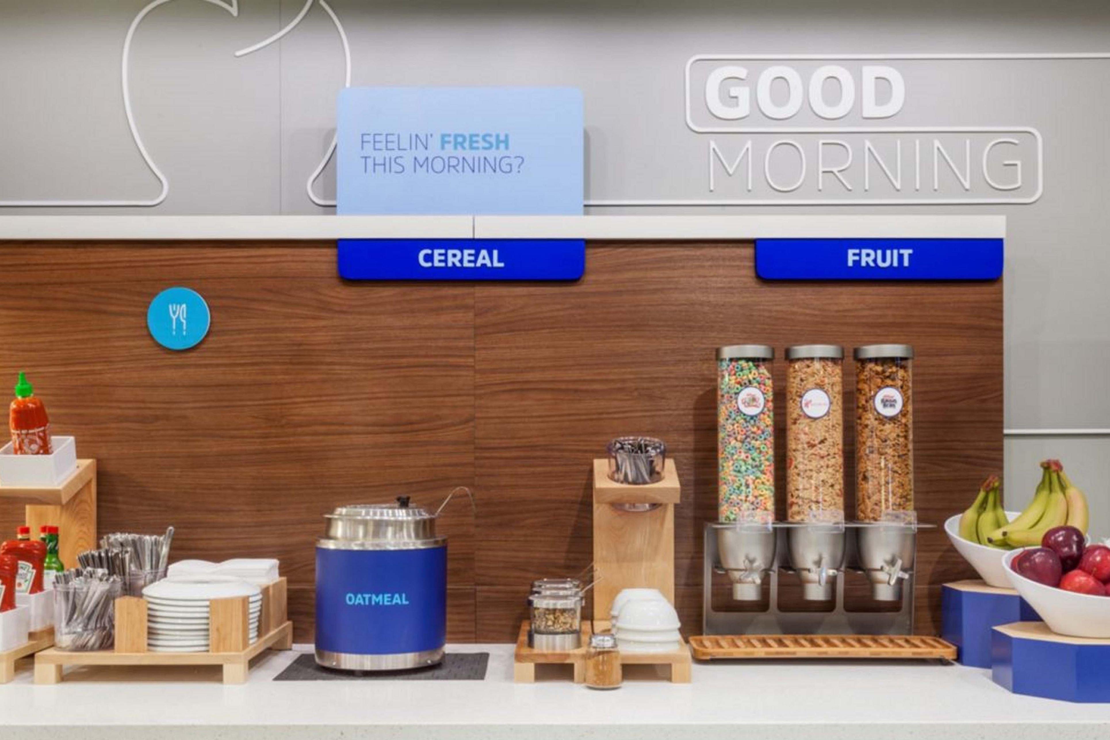 Holiday Inn Express & Suites Alliance By Ihg Exteriör bild