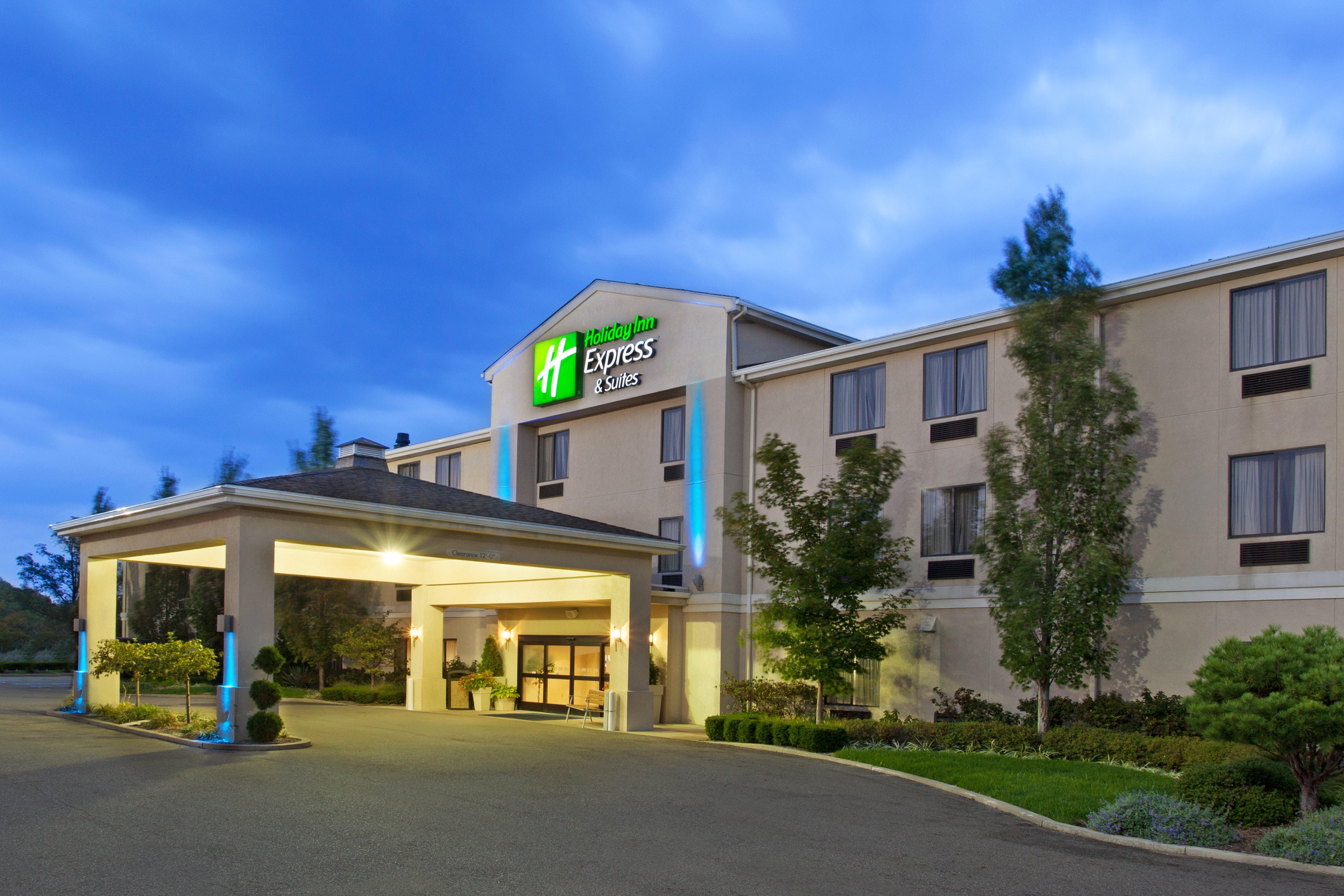 Holiday Inn Express & Suites Alliance By Ihg Exteriör bild