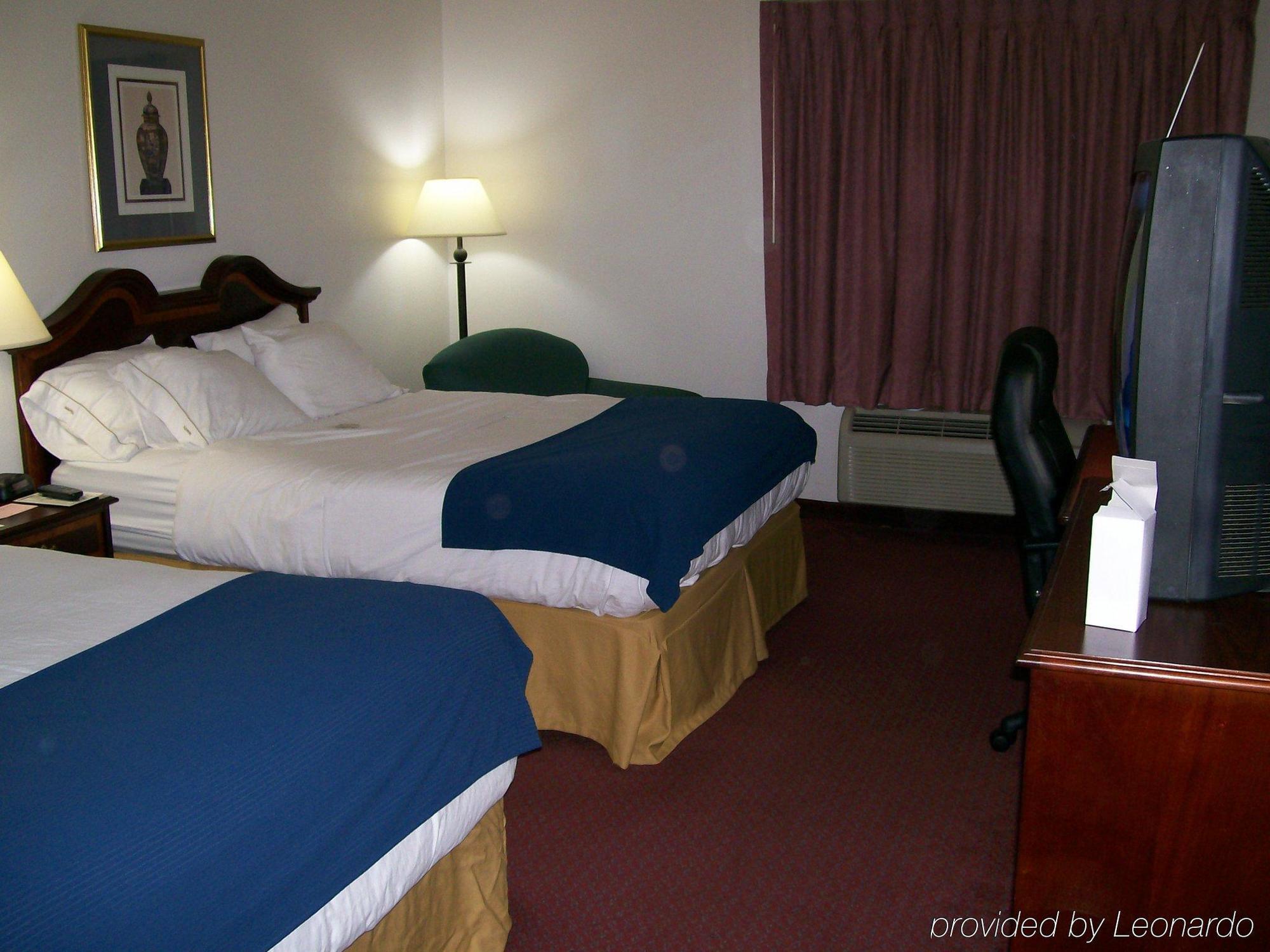 Holiday Inn Express & Suites Alliance By Ihg Rum bild