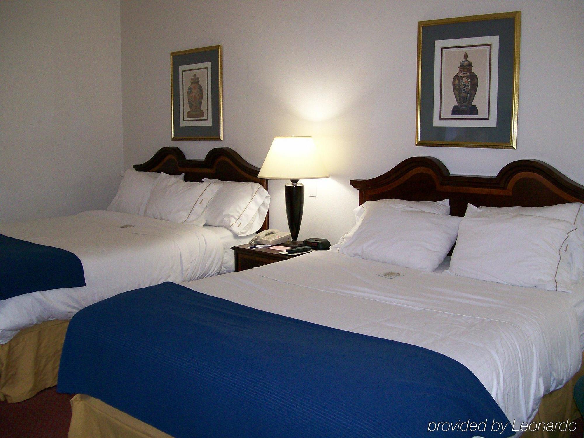 Holiday Inn Express & Suites Alliance By Ihg Exteriör bild